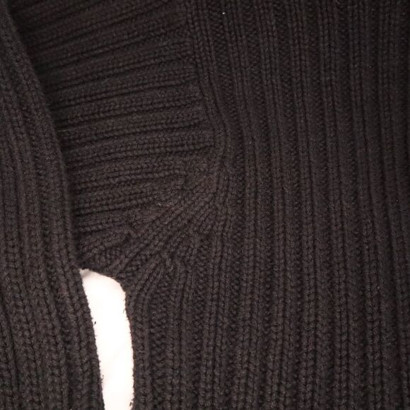 Black Turtle Neck Sweater Heavy Warm Cotton Gap Size Large Cable Knit Design - Picture 8 of 11